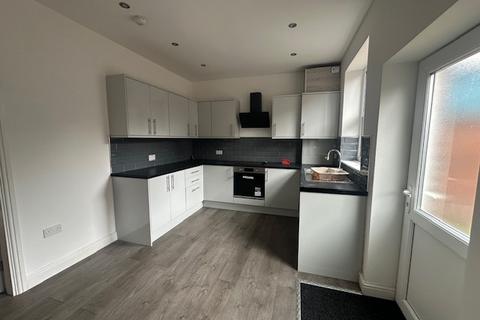 3 bedroom detached house to rent, Brieryfield Road Preston PR1 8SR