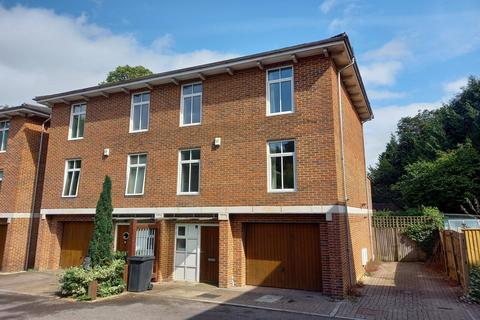 6 Thistledown Close, Winchester, SO22 5HZ