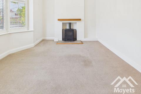 3 bedroom semi-detached house to rent, Symonds Road, Fulwood, Preston. Lancs. PR2  3DH