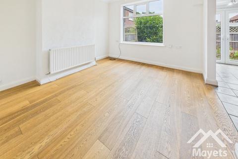 3 bedroom semi-detached house to rent, Symonds Road, Fulwood, Preston. Lancs. PR2  3DH