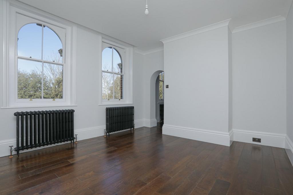 Apartment 4