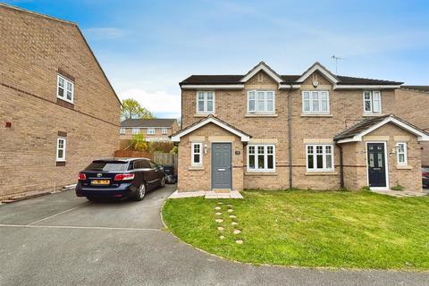 18 Maynell Close, Bradford, BD10 9FL