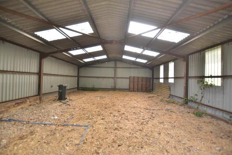 2 bedroom equestrian property for sale, Swanton Road, Tonbridge ME18