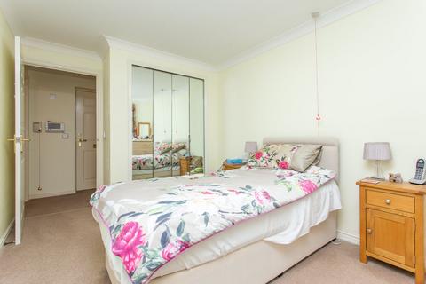 1 bedroom retirement property for sale, Richmond Street, Herne Bay, Kent, CT6