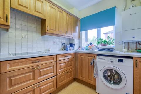 2 bedroom retirement property for sale, Brook Court, Burcot Lane, Bromsgrove, B60 1AD