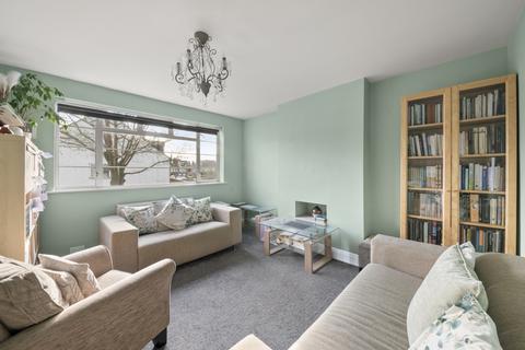 Campbell Court, Hanwell, W7