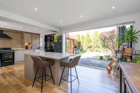 2 bedroom semi-detached house for sale, Chivington Close, Shirley, Solihull