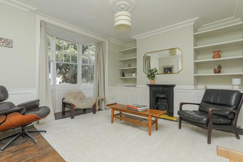 4 bedroom end of terrace house for sale, Hawley Square, Margate, CT9