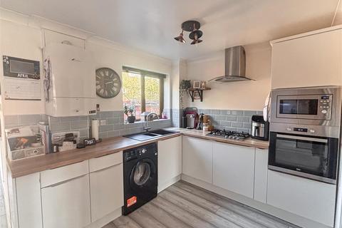 2 bedroom terraced house for sale, Loxley Close, Wellesbourne