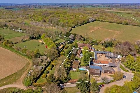 undefined, Sandridgebury Lane, Sandridgebury, St. Albans