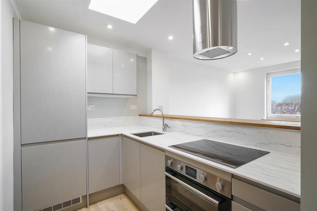 Flat 1, 20 Greyhound Road - 38q HZFt XM7 Rbo Ka HBz6f.j