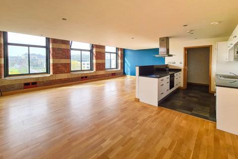 2 bedroom flat to rent, Salts Mill Road, West Yorkshire BD17