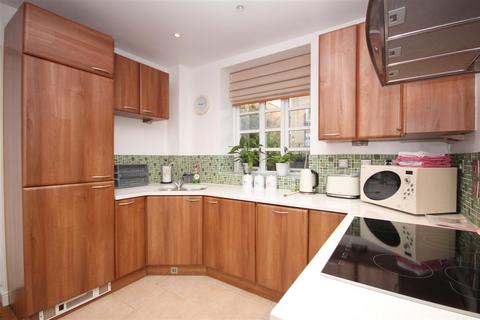 2 bedroom house for sale, Timbrell Place, London