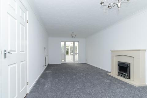 4 bedroom detached house for sale, Crundale Way, Cliftonville, Margate, Kent, CT9