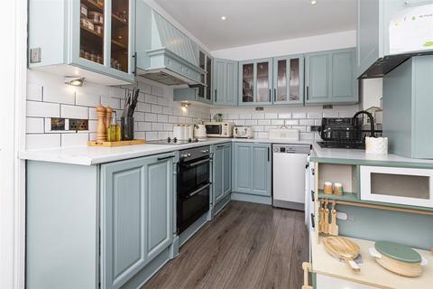 3 bedroom terraced house for sale, Norman Terrace, Elland