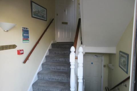 1 bedroom retirement property for sale, Cambridge Road, Southend On Sea