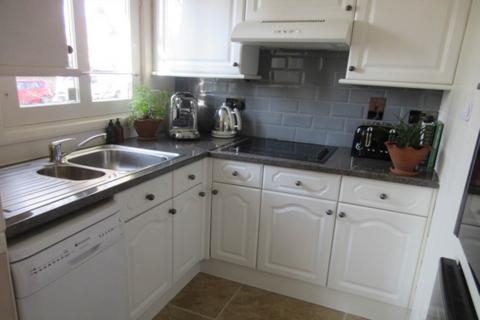 1 bedroom retirement property for sale, Cambridge Road, Southend On Sea