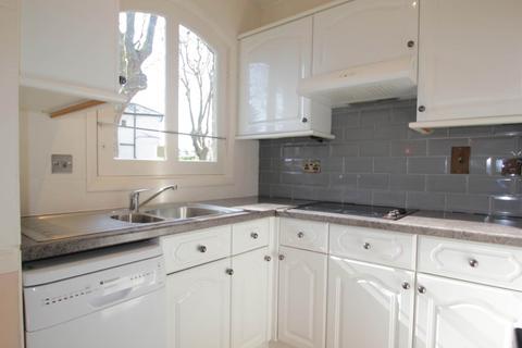 1 bedroom retirement property for sale, Cambridge Road, Southend On Sea