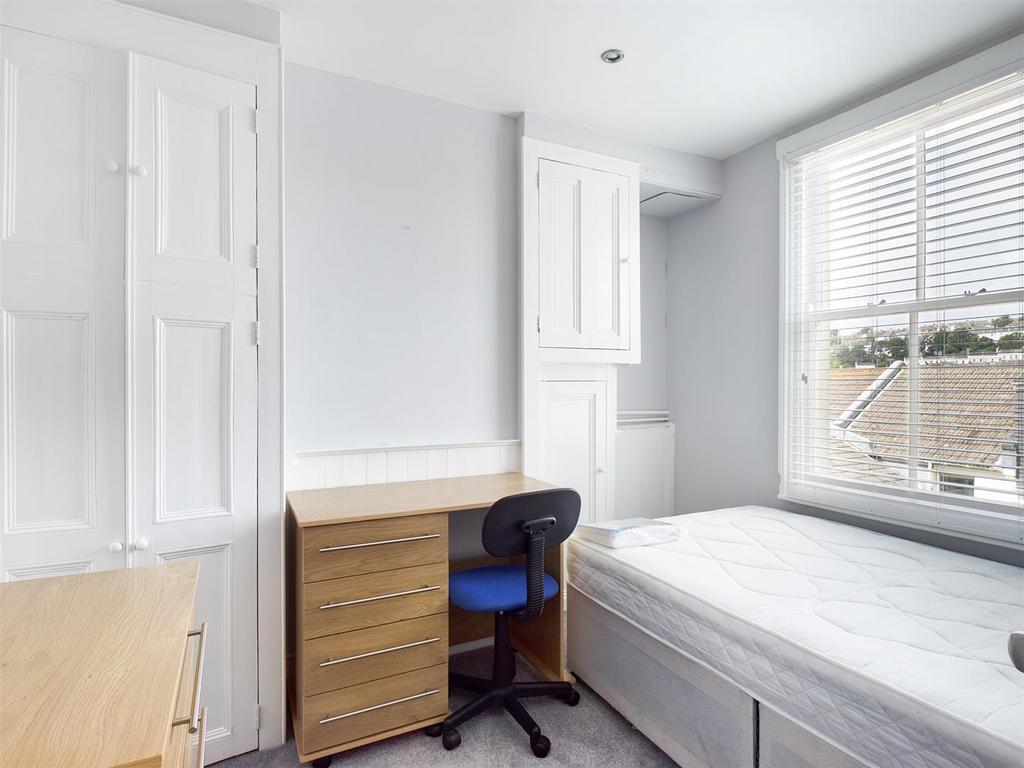 CAM00159 P1-PR0094-STILL02.jpg