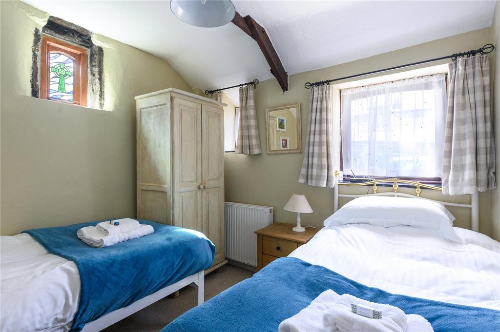 Cross Cottage