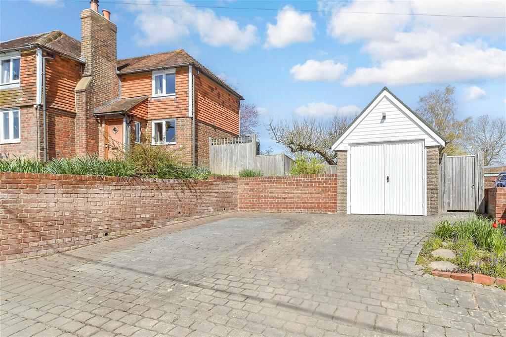 Driveway/Parking