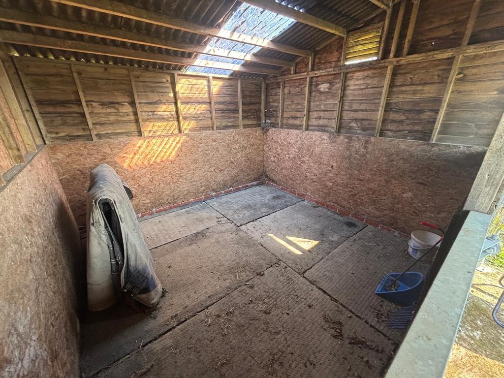 Stable 1