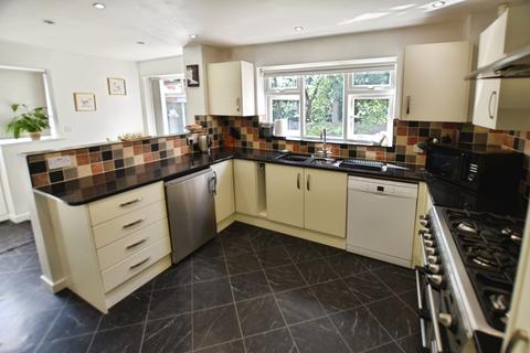 4 bedroom detached house for sale, Bron Y Gamlas, Pontcysyllte