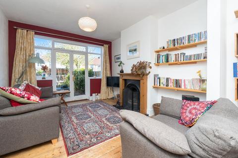 5 Bedford Crescent, Bristol, BS7 9PP