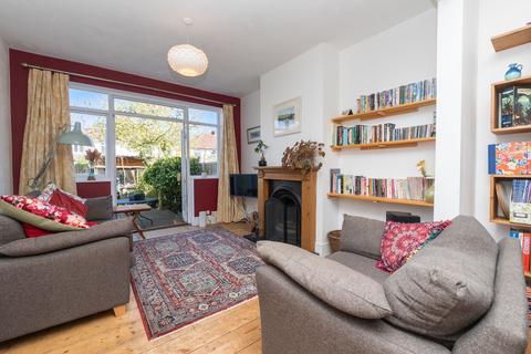 5 Bedford Crescent, Bristol, BS7 9PP