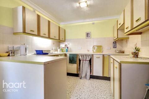 2 bedroom apartment for sale, Rosemary Road, Clacton-On-Sea