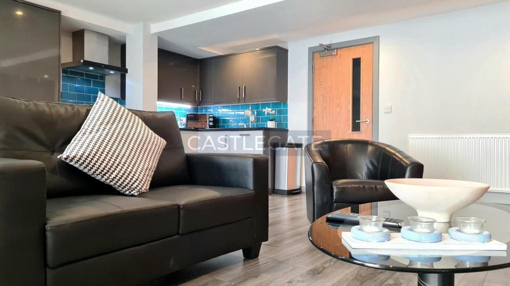 Room 15 16, The Works at Standard House - Communal