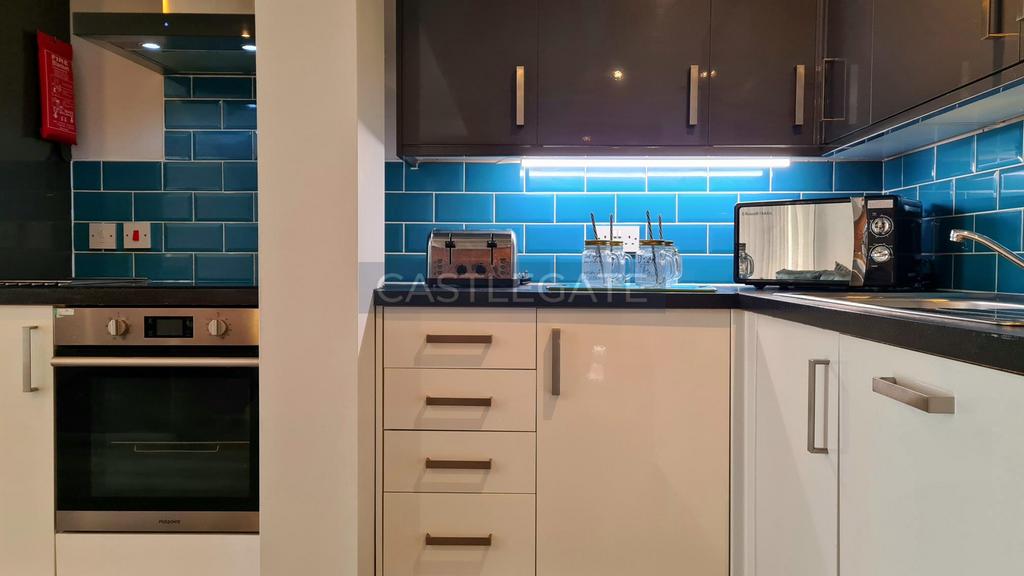 Room 15 16, The Works at Standard House - Communal