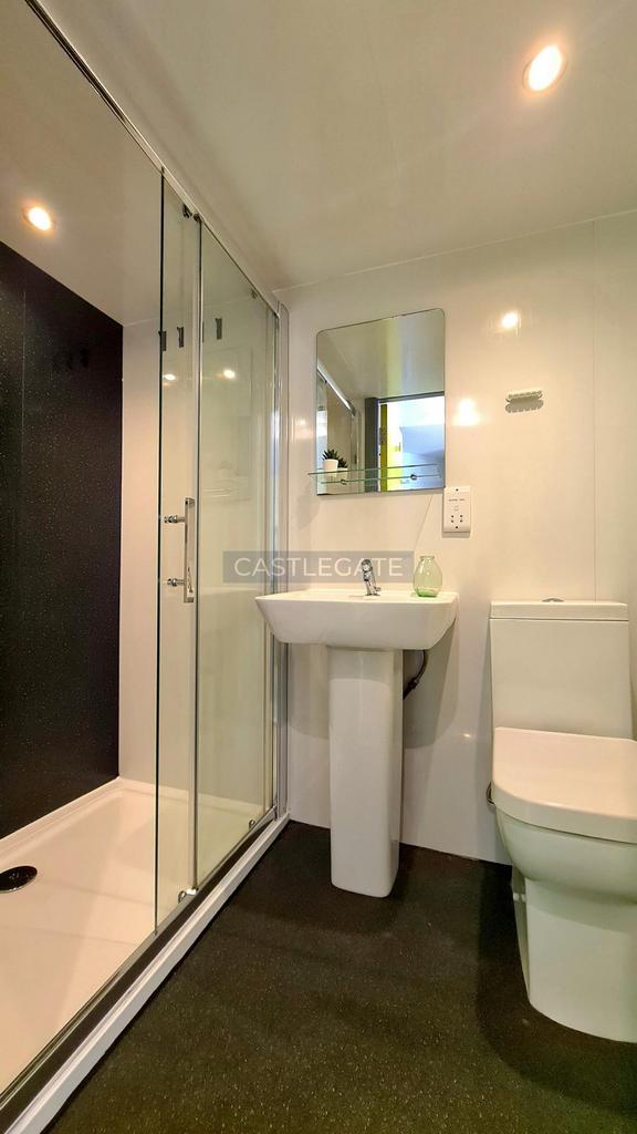 Room 15, The Works at Standard House, Half Moon St