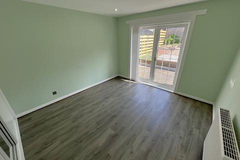 15 Archerfield Drive, Glasgow, G32 8ET