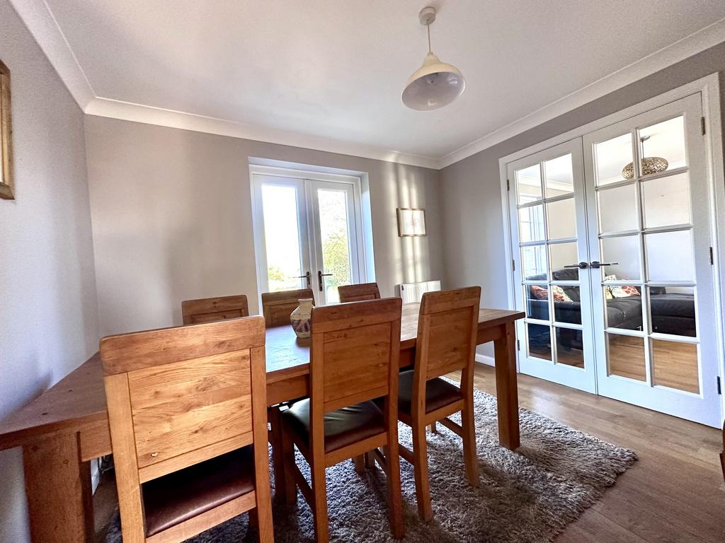 Dining Room.JPG