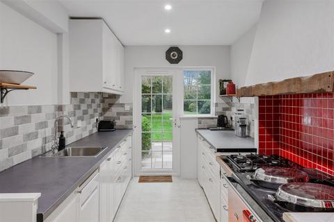 undefined, Green Lane, Lower Kingswood, Tadworth