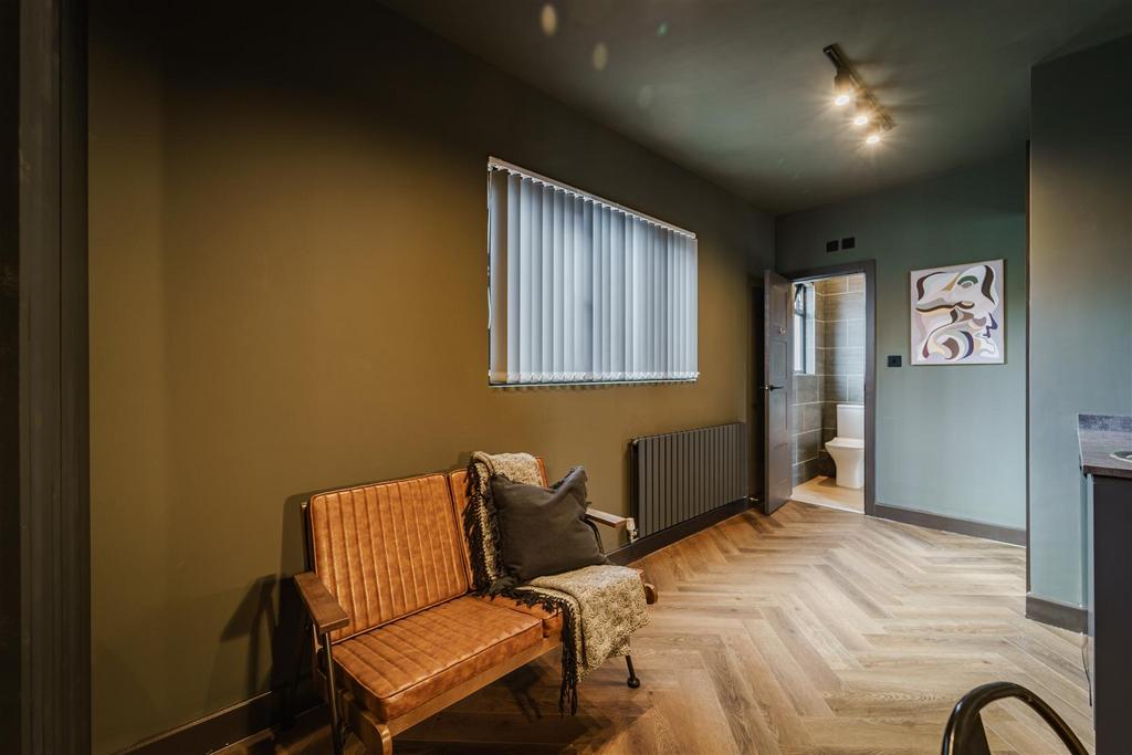 053-A7 R07945-HDR.jpg