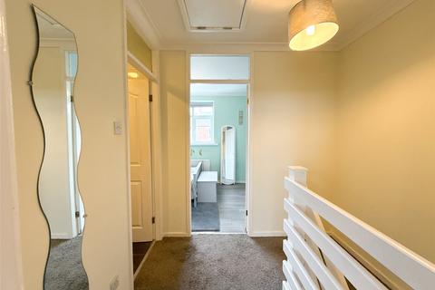 11 Arran Gardens, Gateshead, NE10 9TQ