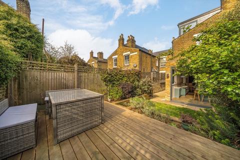 357 Ivydale Road, London, SE15 3ED