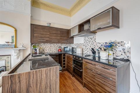 2 bedroom flat for sale, Heene Terrace, Worthing, West Sussex, BN11