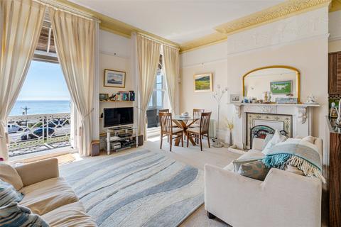 2 bedroom flat for sale, Heene Terrace, Worthing, West Sussex, BN11