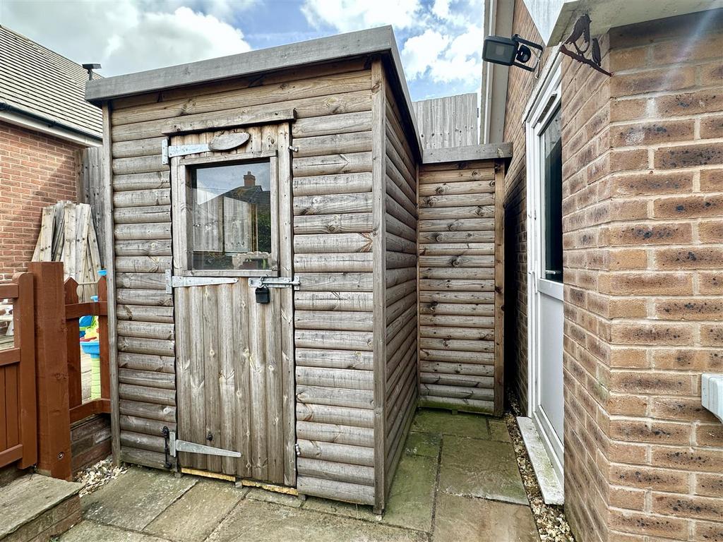 Shed/office
