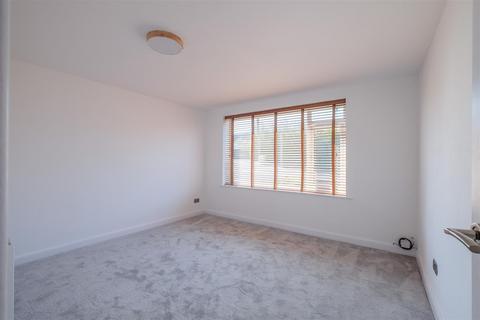 1 Grasmere Road, Wyke, Bradford, BD12 9DT