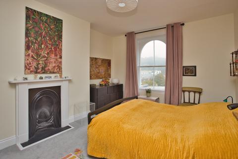 Apartment 3, 3 Cambridge Terrace, Dover, CT16 1JT