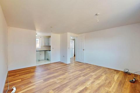 2 bedroom flat for sale, Westfield Gardens, Chadwell Heath, RM6