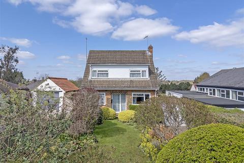 3 bedroom detached house for sale, Harlow Road, Roydon