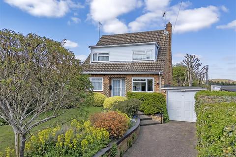 3 bedroom detached house for sale, Harlow Road, Roydon