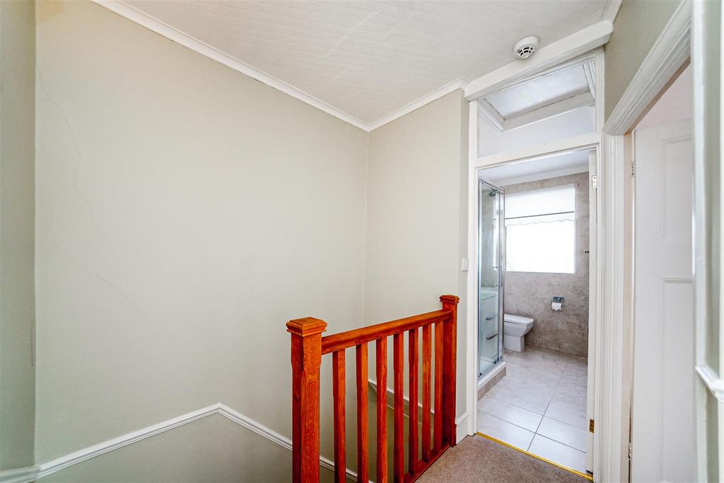 76 Roberts Road-22.jpg