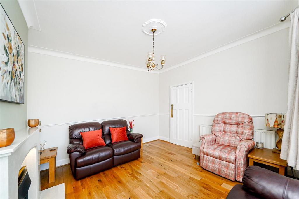76 Roberts Road-3.jpg