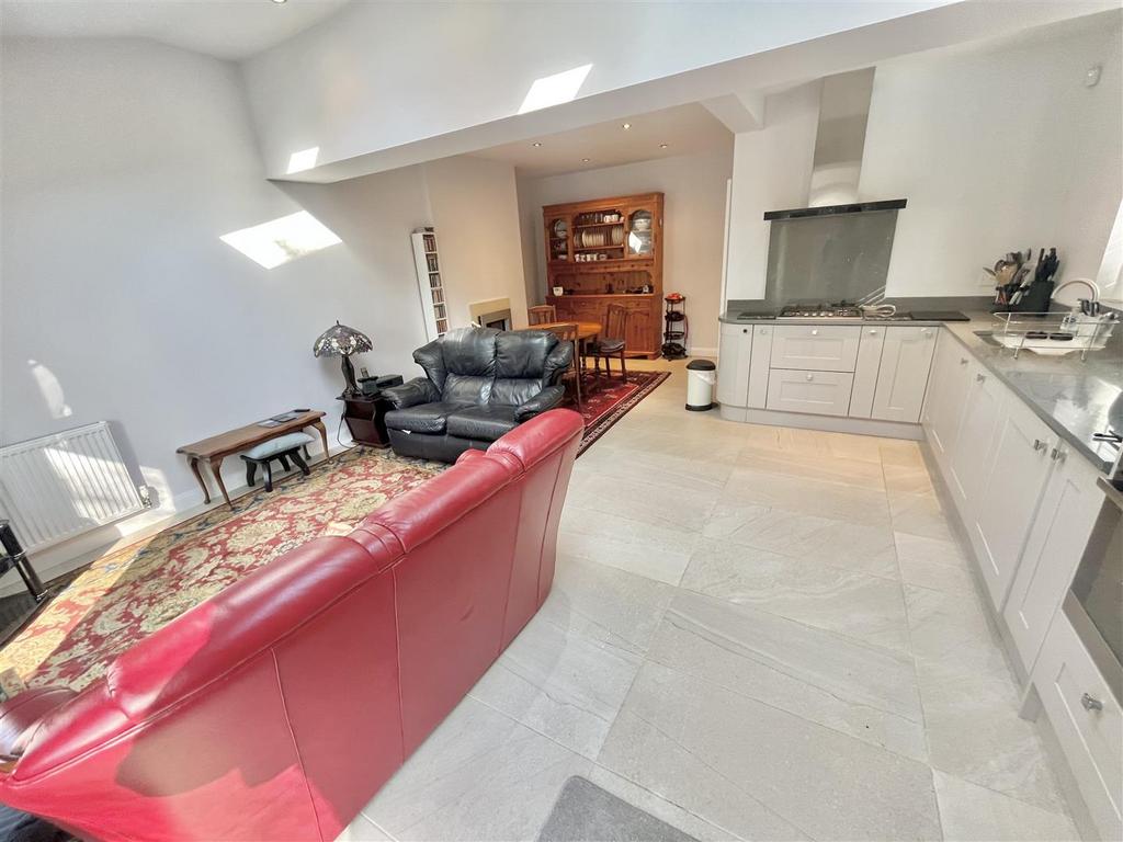 Open Plan Living Dining Kitchen Aspect 4